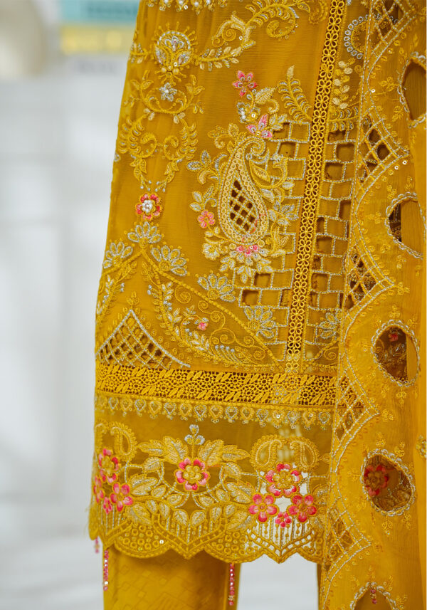 c-post-3_05 MEHAK - 3 Piece Embroidered Chiffon Suit