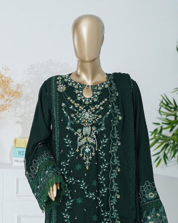 c-post-9_01 Embroidered Chiffon Suit